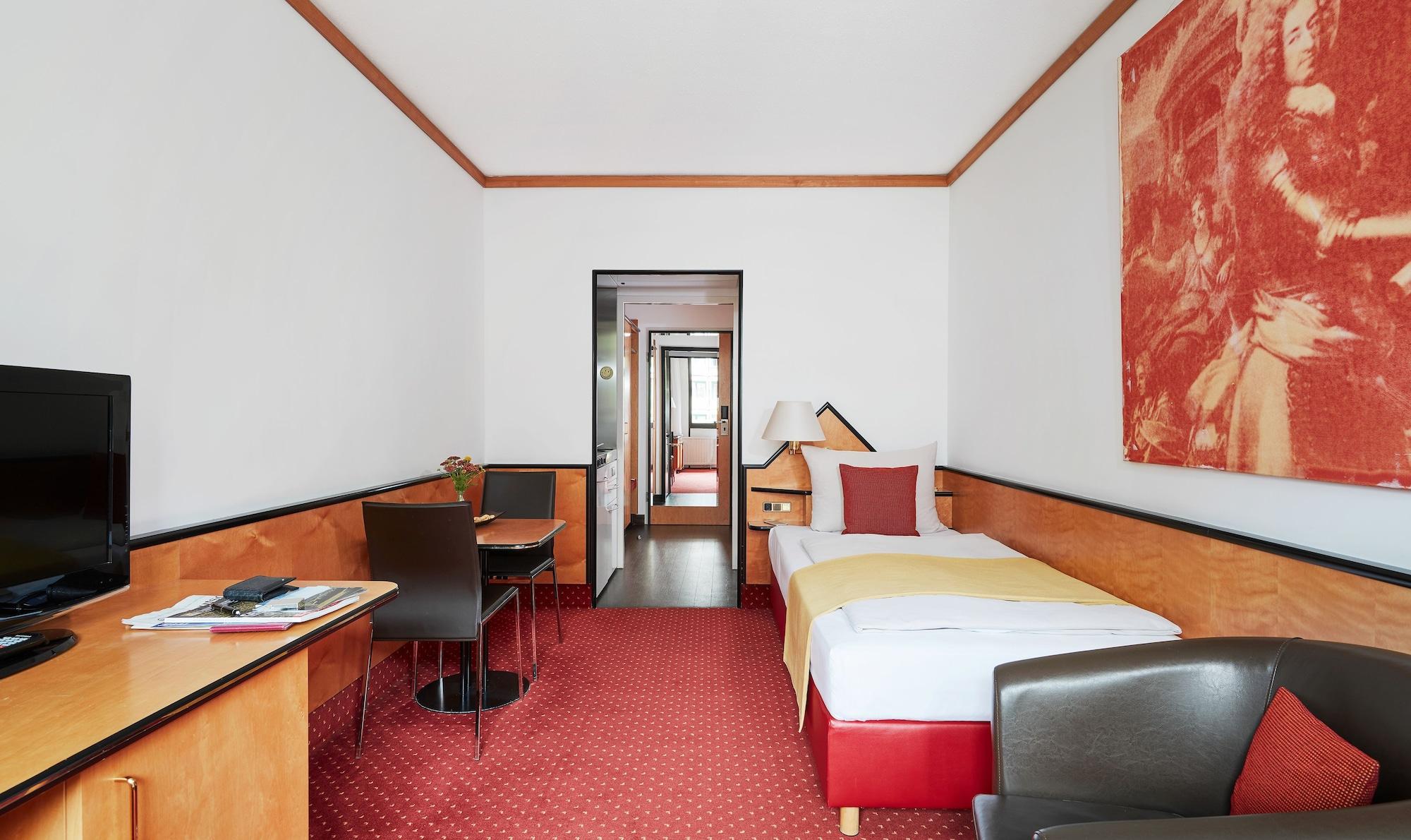 Living Hotel Am Deutschen Museum Мюнхен Екстериор снимка
